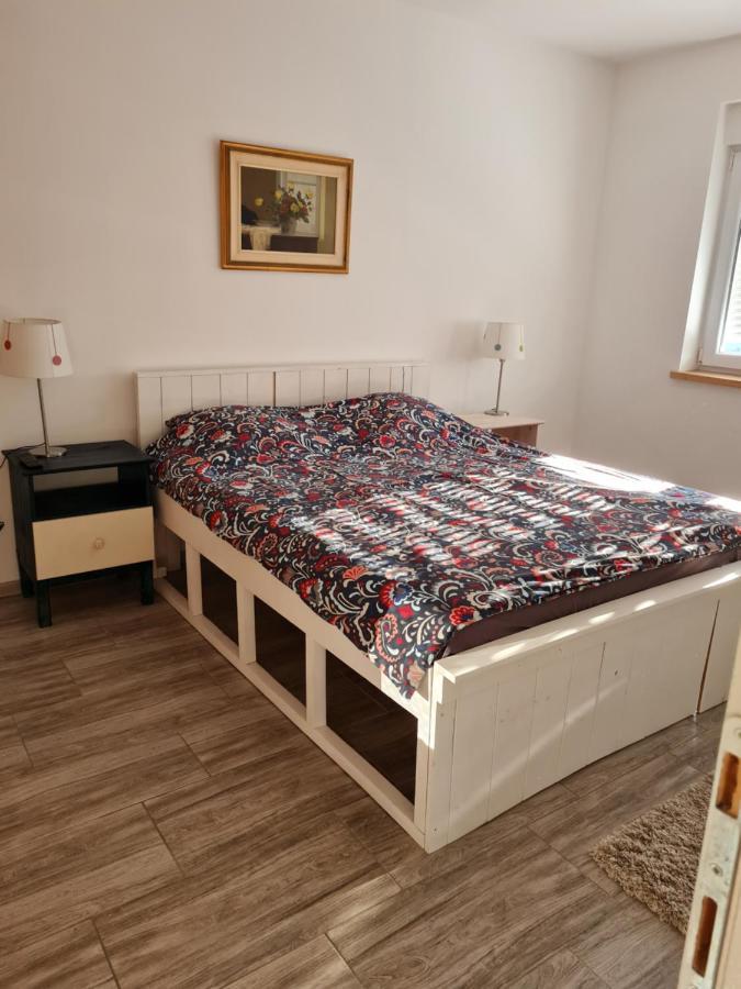 Apartman Karibo 松博尔 外观 照片